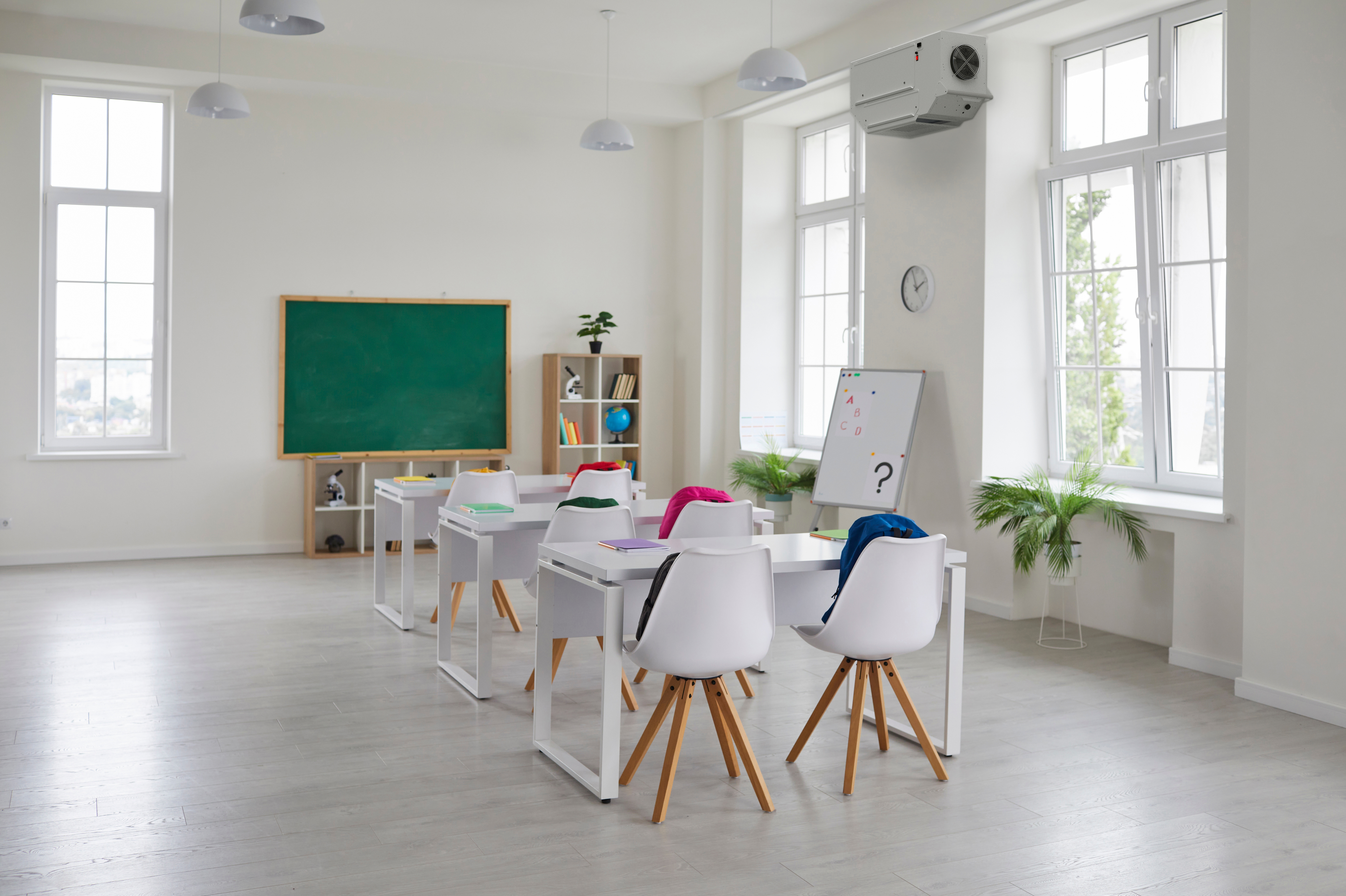 Qualité de l’air dans les écoles : gestion des bioaérosols grâce à la désinfection UVC !