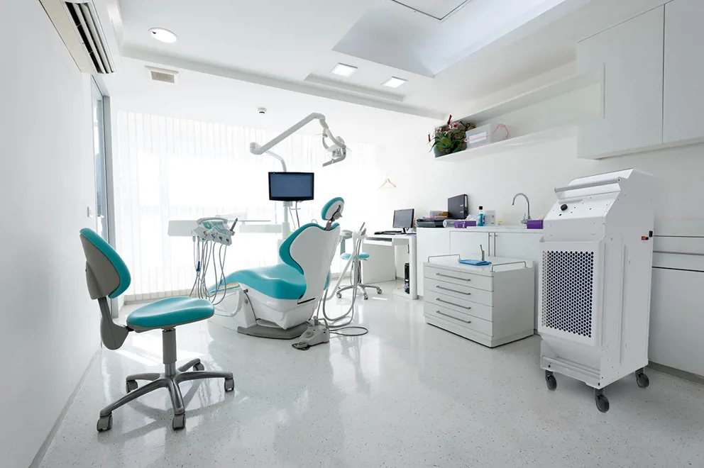 Comment éliminer la fumée de cannabis en intérieur : les meilleurs purificateurs d’air